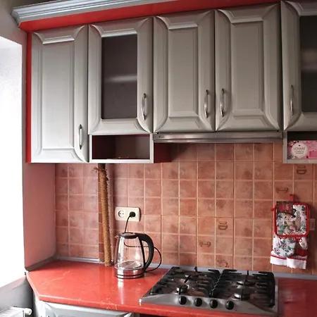 Apartment Odeska 13 , 2 -кімнатна Uzhhorod